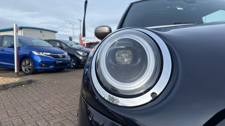 MINI Cooper 2.0 S Exclusive [Level 2] 3dr Auto Petrol Hatchback